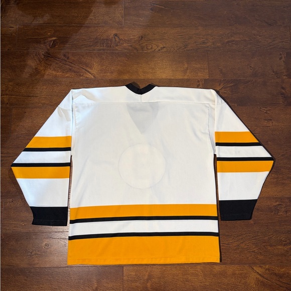 1970s Boston Bruins Jersey - Picture 4 of 8